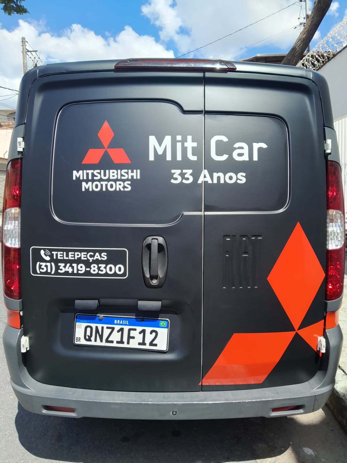 Envelopamento de veículo pela MV Print BH