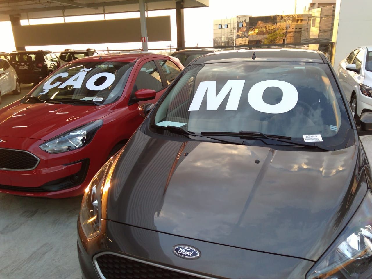 Parabrisas 6 - Projeto de parabrisas realizado pela MV Print em Belo Horizonte