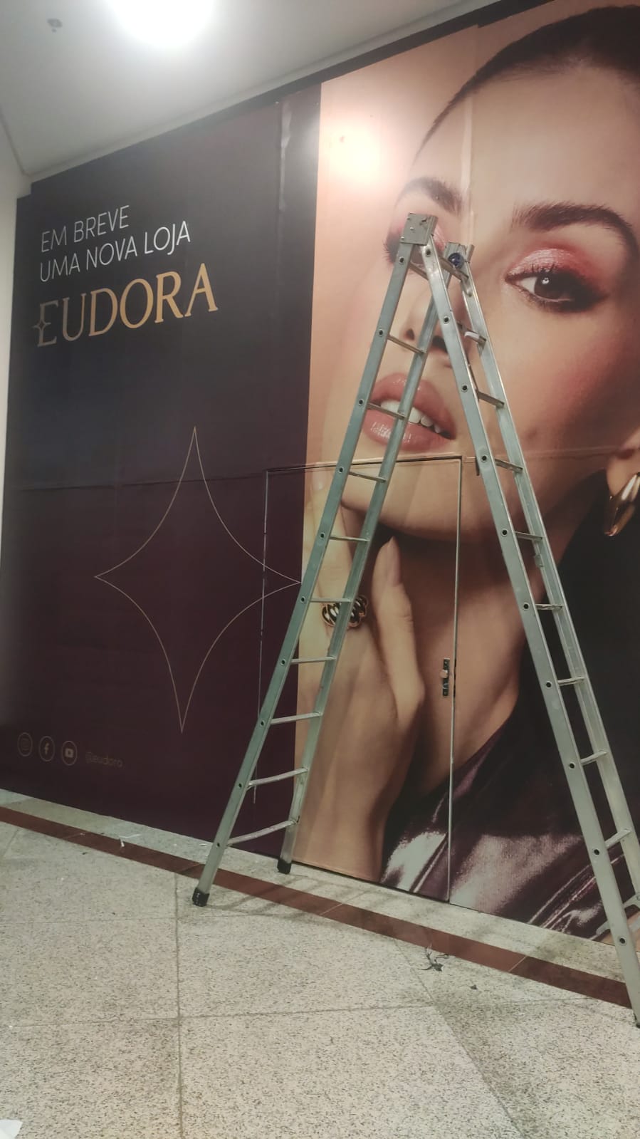 Tapumes 6 - Projeto de tapumes realizado pela MV Print em Belo Horizonte