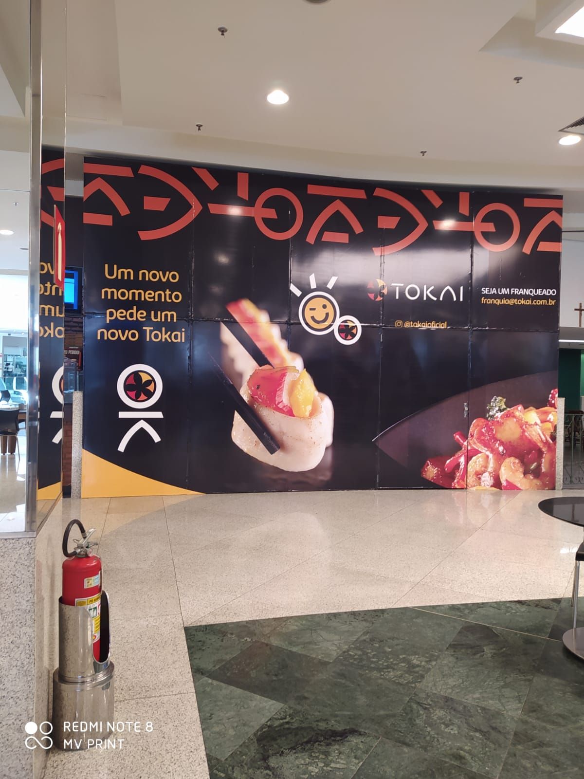 Restaurante Tokai - Tapume realizado pela MV Print BH