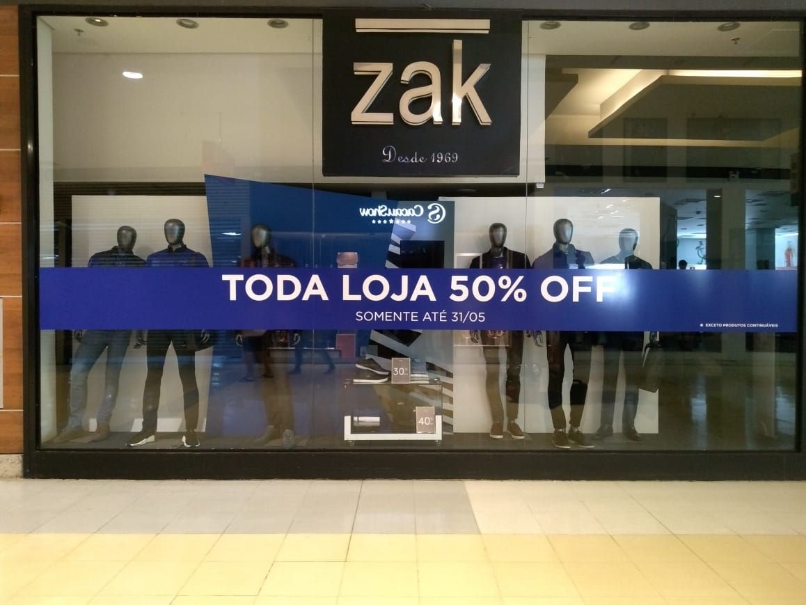 Vitrines 2 - Projeto de vitrines realizado pela MV Print em Belo Horizonte