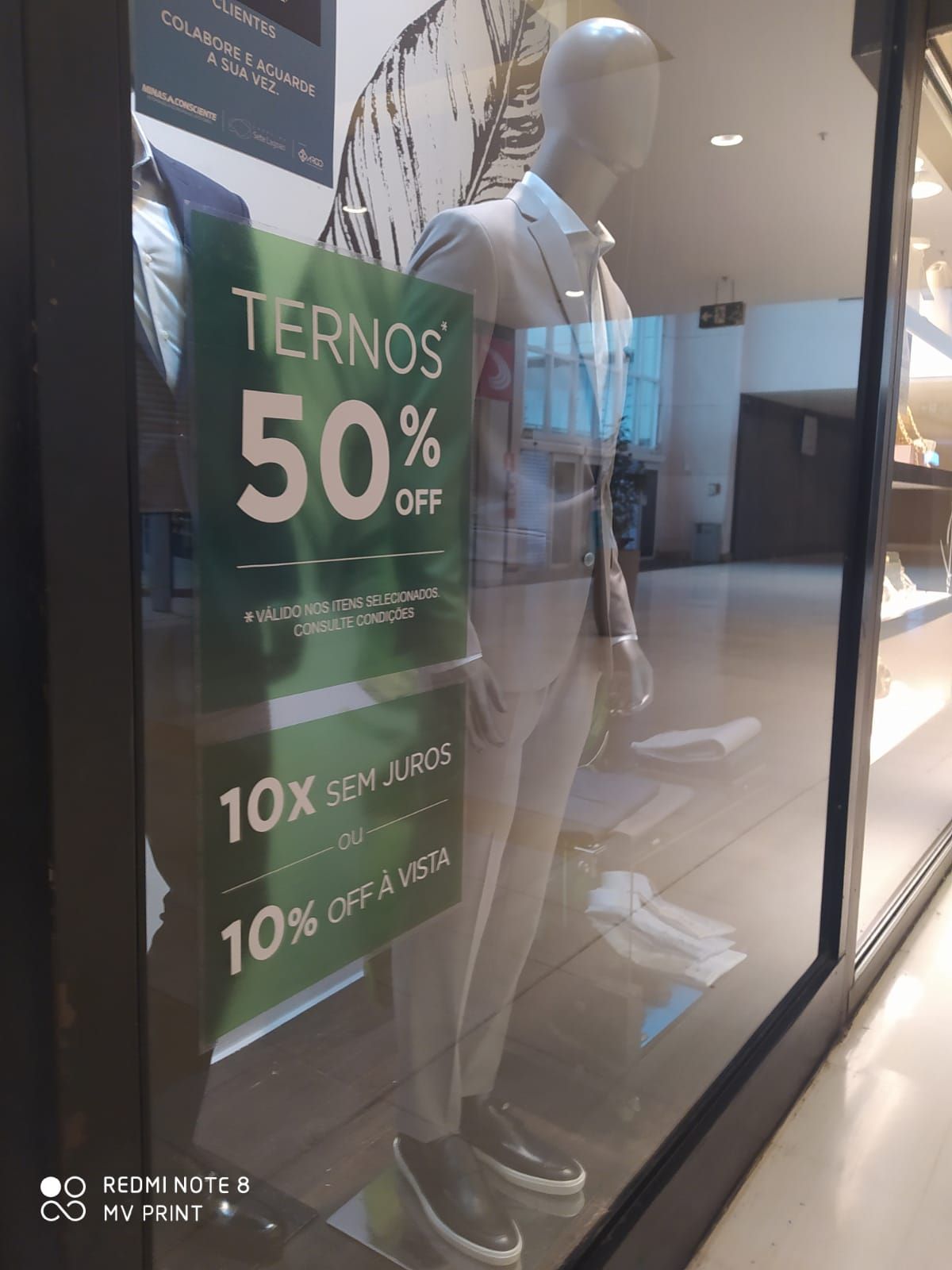 Vitrines 6 - Projeto de vitrines realizado pela MV Print em Belo Horizonte