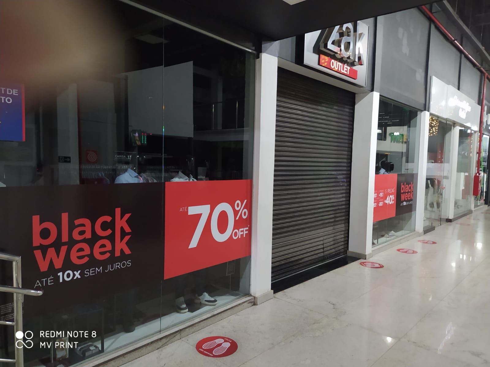 Vitrines 10 - Projeto de vitrines realizado pela MV Print em Belo Horizonte